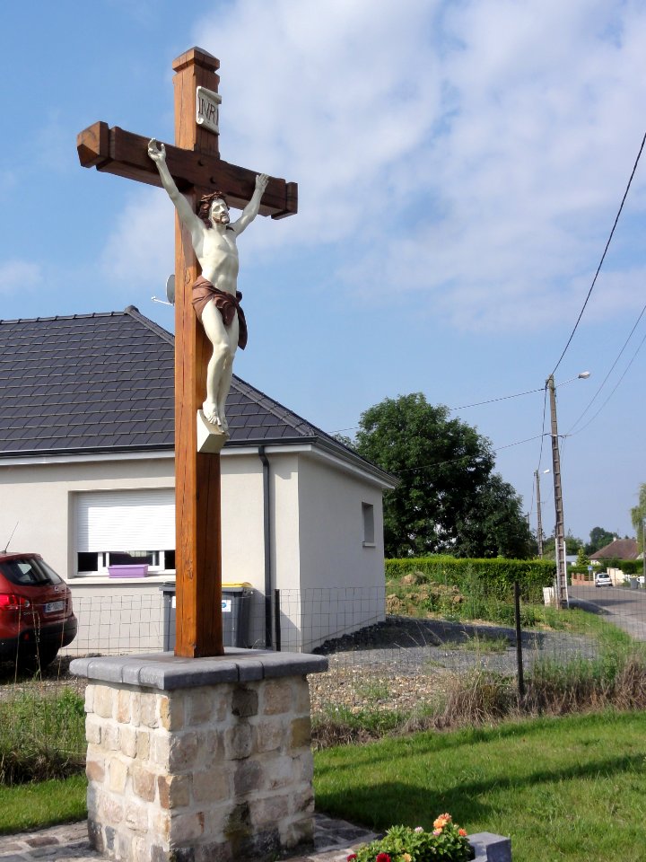 Pontruet (Aisne) croix de chemin