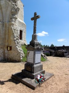 Pleine-Selve (Gironde) monument aux morts