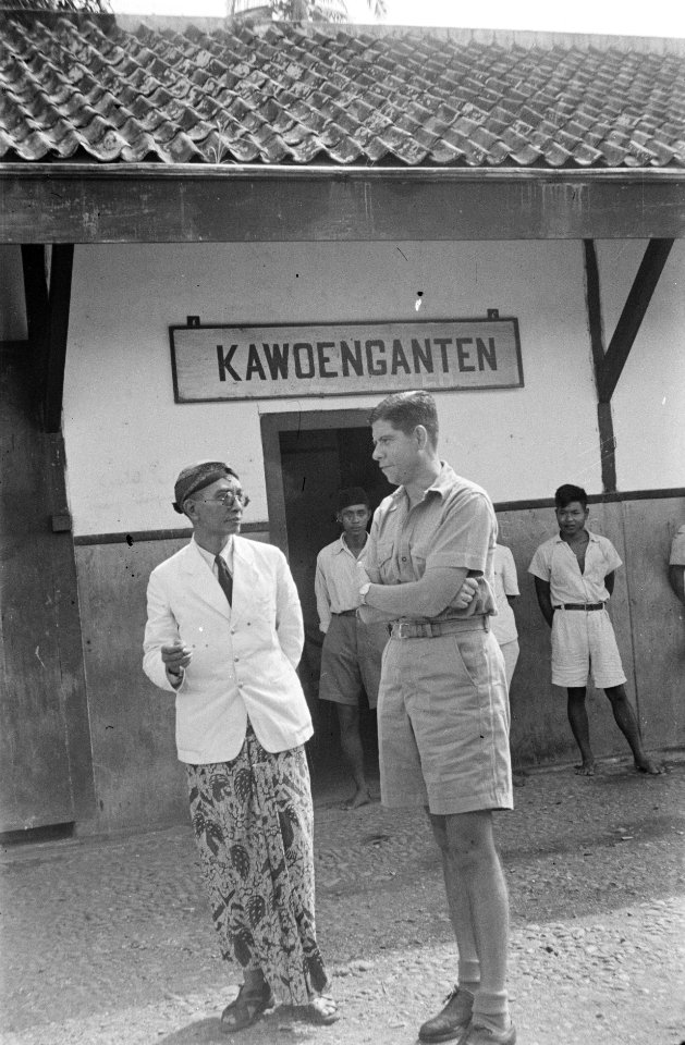 Poerwokerto Trein die op 9 december 1947 de eerste reis van Tjilatjap naar Mel…, Bestanddeelnr 458-4-6
