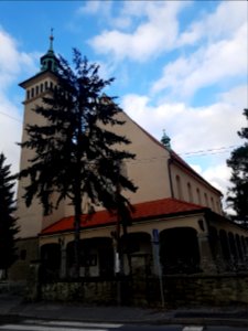 Pogrzebień, kościół (2)