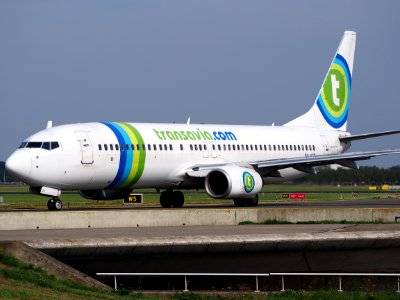 PH-HZF Transavia Boeing 737-8K2(WL) - cn 28378 taxiing, 25august2013 pic-4