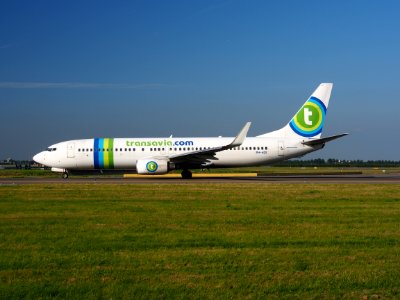 PH-HZE Transavia Boeing 737-8K2(WL) - cn 28377 taxiing 15july2013 pic-007