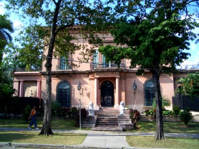 Pink house in Havana
