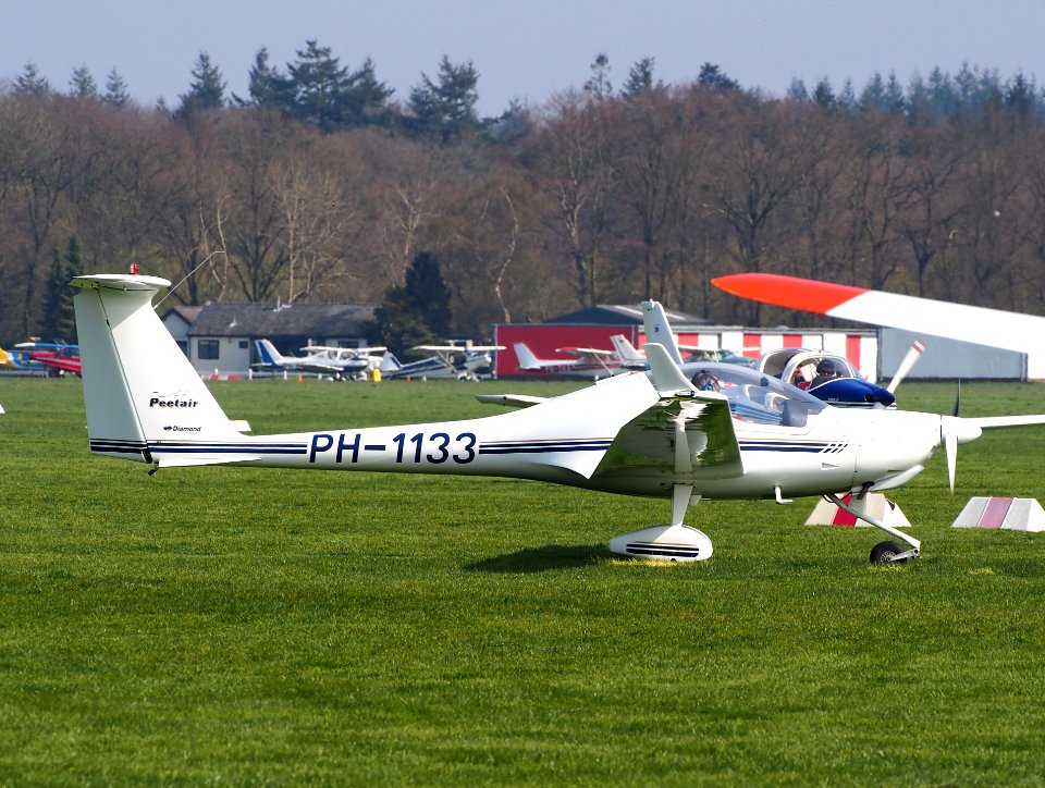 PH 1133, Super Dimona HK36 at Hilversum Airport (ICAO EHHV), photo4