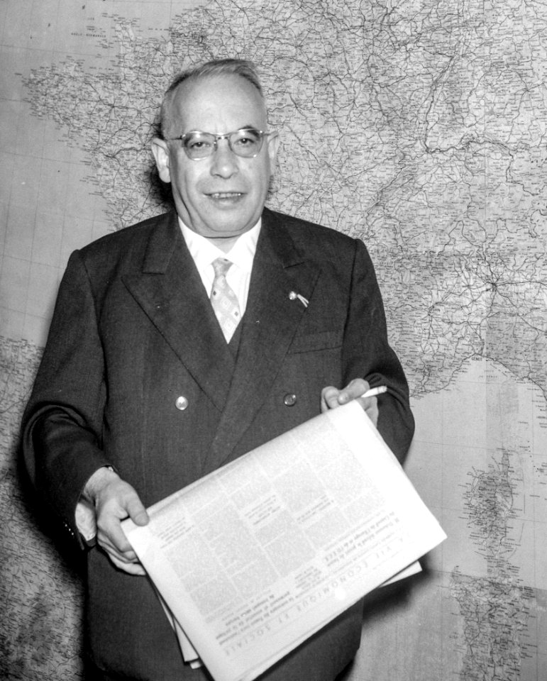Piero Malvestiti, cropped from Installatie van de nieuwe autoreitiet van de EKSG te Luxemburg, Bestanddeelnr 910-6761