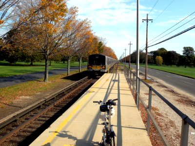 Pinelawn LIRR station platform jeh photo