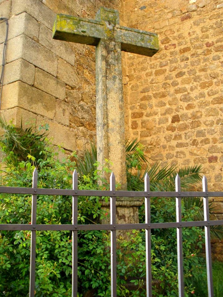 Plasencia - Iglesia de Santiago (Cristo de las Batallas) 04