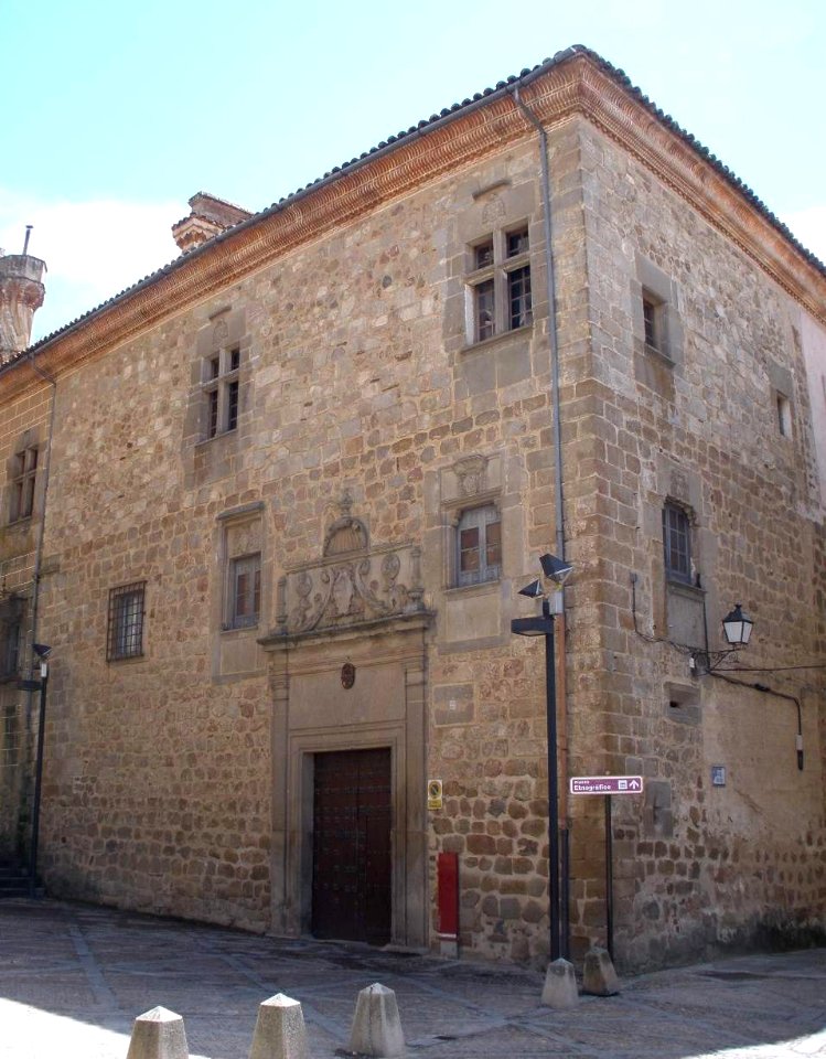 Plasencia - Palacio Episcopal 1