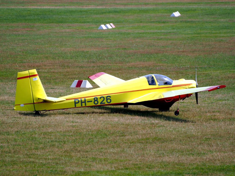 PH-826 Scheibe SF 25 B, at Hilversum Airport (ICAO EHHV), photo-12