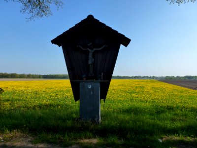 Pey (Echt-Susteren) wegkruis tegenover Hof van Herstal