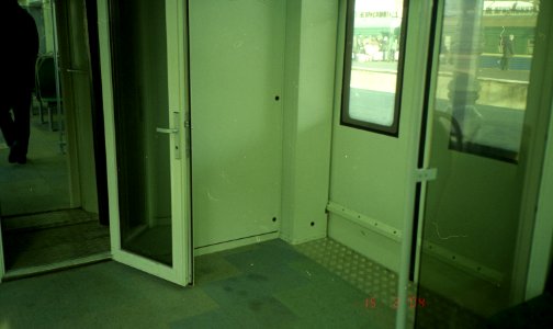 RZD EM4-001 2004-02 interior of train 2