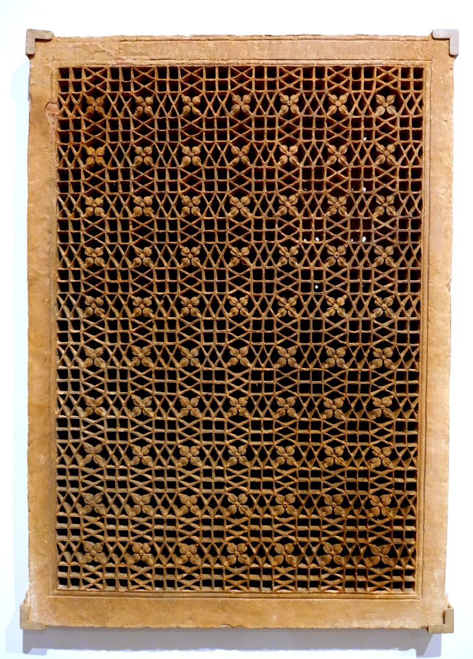 Pierced Screen (jali), India, Mughal period, c. 1580 AD, sandstone - Arthur M. Sackler Museum, Harvard University - DSC01106