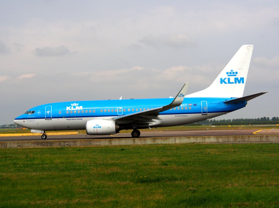 PH-BGT KLM Royal Dutch Airlines Boeing 737-7K2(WL) - cn 38634 taxiing 14july2013 pic5