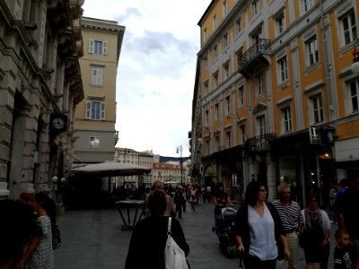 Piazza della Borsa (Trieste) 01