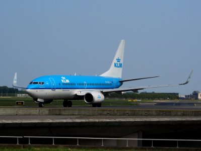 PH-BGK KLM Royal Dutch Airlines Boeing 737-7K2(WL) - cn 38054 pic1