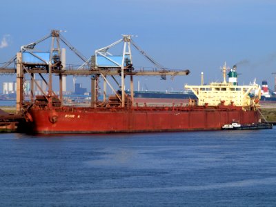 Ruhr N IMO 8410108 Pic3 05July2009, Port of Rotterdam