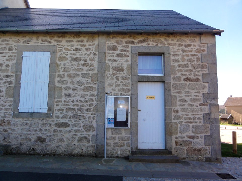 Saint-Julien-la-Geneste (Puy-de-Dôme) mairie