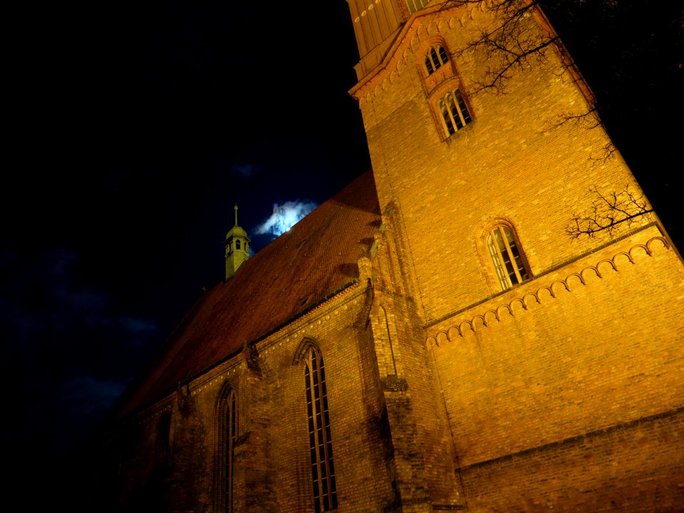 Saint Nicholas church Spandau at night 06