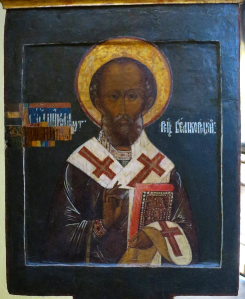 Russian icon of 'St. Nicholas the Wonderworker' (half-length), 17th century 
