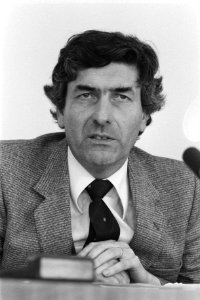 Ruud Lubbers tijdens de persconferentie, Bestanddeelnr 931-7881