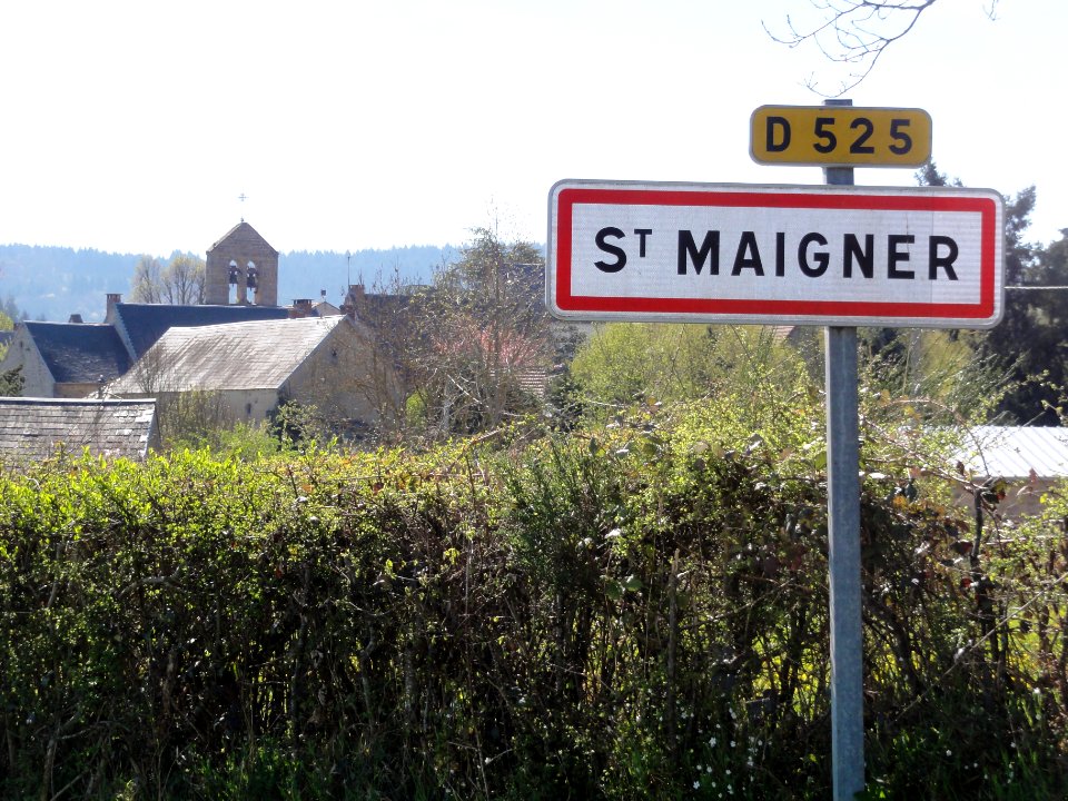 Saint-Maigner (Puy-de-Dôme) city limit sign