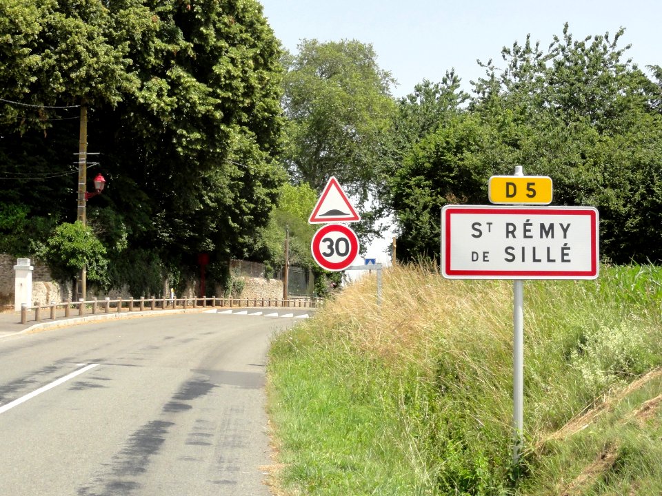 Saint-Rémy-de-Sillé (Sarthe) entrée