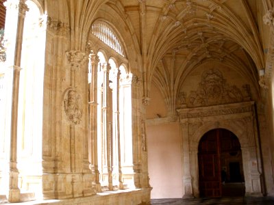 Salamanca - Convento de San Esteban, claustro 05