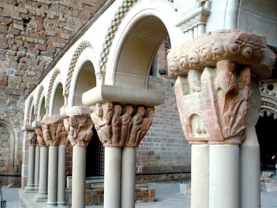 San Juan de la Peña - Monasterio Viejo, capiteles del claustro 06