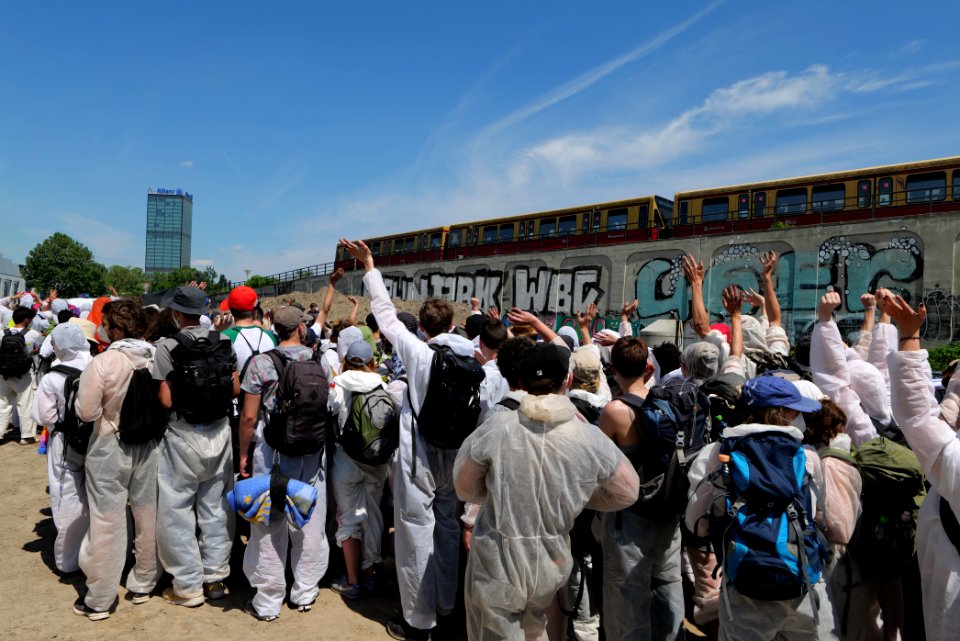 Sand im Getriebe protest A100 Treptower Park 2021-06-05 152