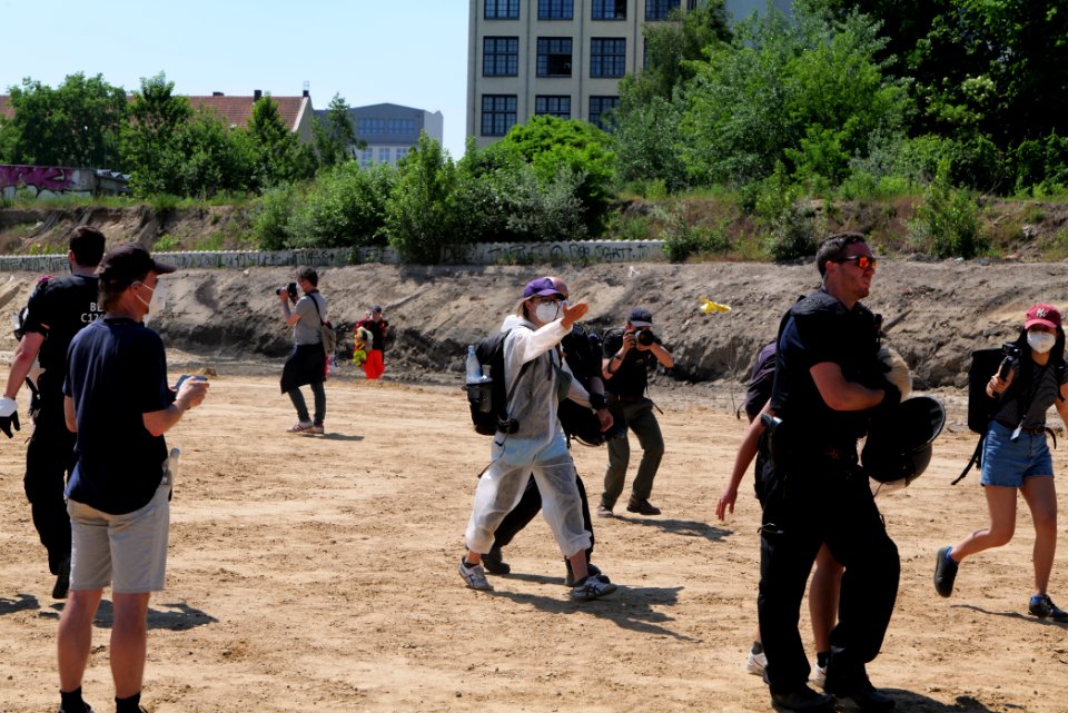 Sand im Getriebe protest A100 Treptower Park 2021-06-05 127