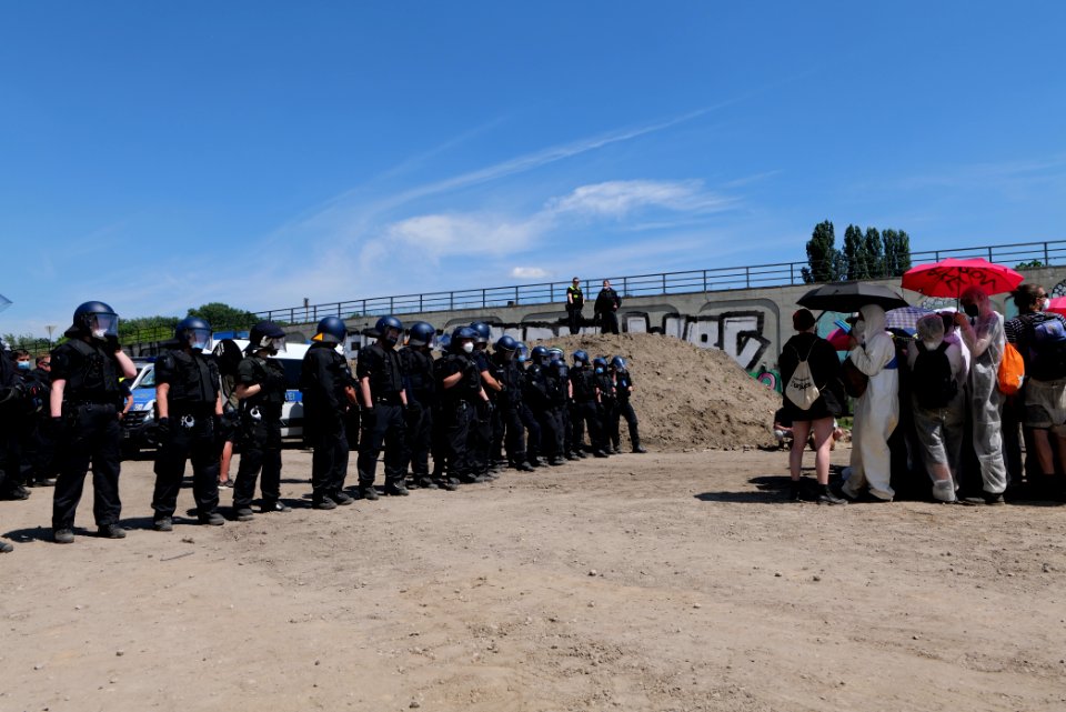 Sand im Getriebe protest A100 Treptower Park 2021-06-05 161