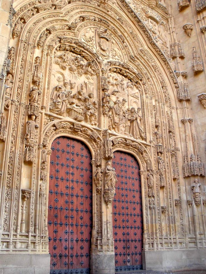 Salamanca - Catedral Nueva, exterior 09