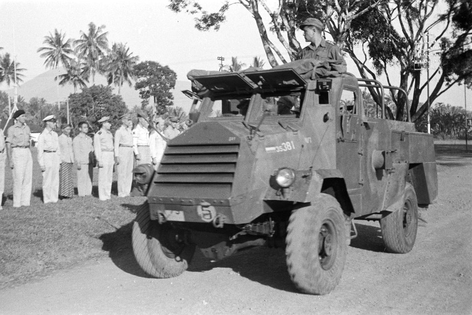 Salatiga. Op 29 mei werd door de manschappen van het 3e Eskadron Vechtwagens, di, Bestanddeelnr 1696-3-2