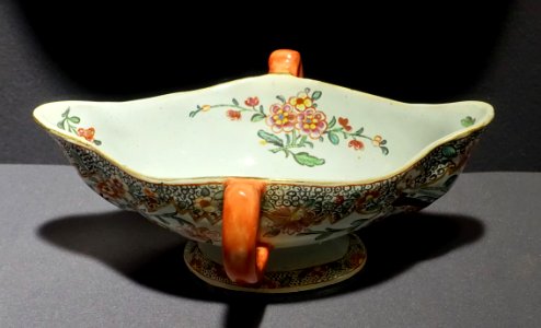 Sauce boat, Slovakia, Holic, 1755-1765, ceramic - Museum of Anthropology, University of British Columbia - DSC08821