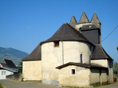 Sauguis (Sauguis-Saint-Étienne, Pyr-Atl, Fr) L'église trinitaire coté chevet