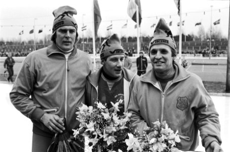 Schaatswedstrijden op de Uithof in Den Haag ter gelegenheid van 100-jarig bestaa, Bestanddeelnr 932-0104