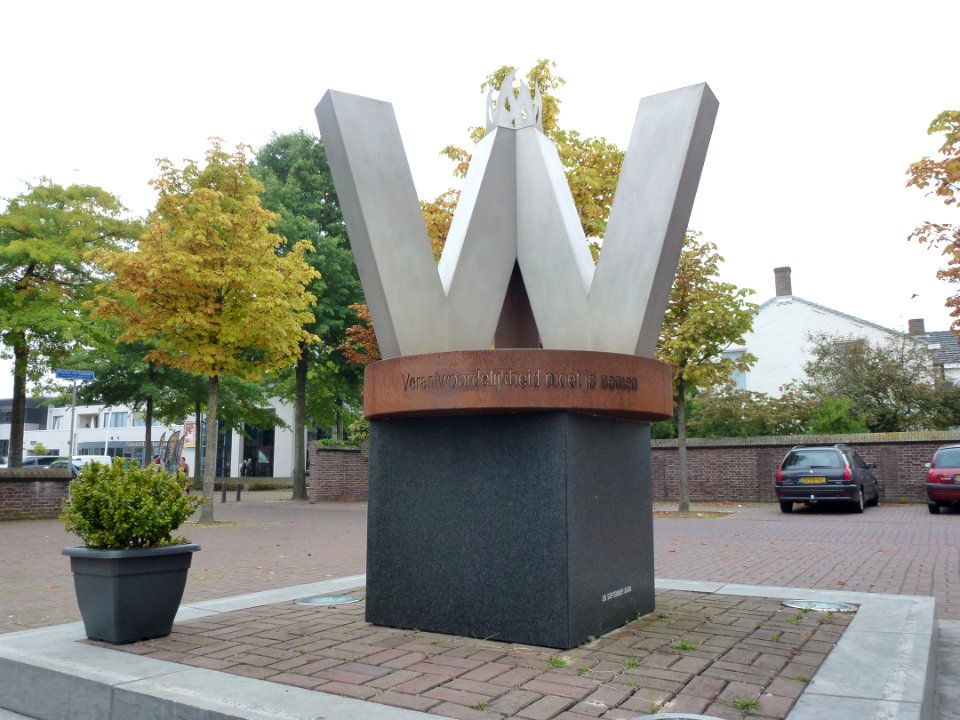 Schaijk (Landerd) oorlogsmonument VVV (02)