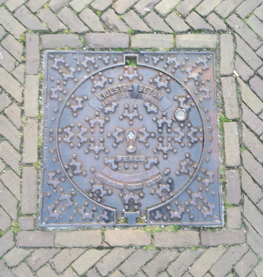 Schachtdeckel Schiermonnikoog 7