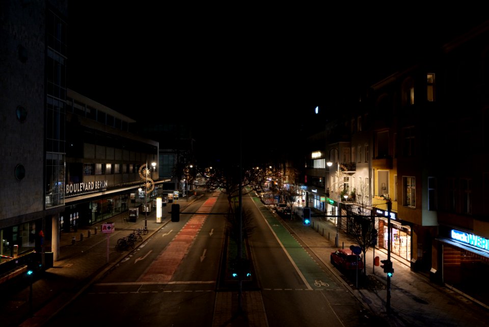 Schloßstraße Berlin-Steglitz from Joachim-Tiburtius-Brücke at night 2021-01-07 02