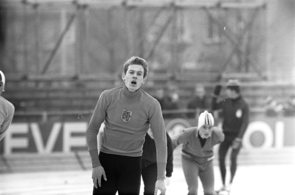 Schaatswedstrijden om IJsselcup te Deventer nr. 3 , 4 Jorris Jorritsma, Bestanddeelnr 921-8821