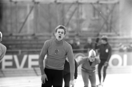 Schaatswedstrijden om IJsselcup te Deventer nr. 3 , 4 Jorris Jorritsma, Bestanddeelnr 921-8821