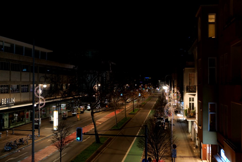 Schloßstraße Berlin-Steglitz from Joachim-Tiburtius-Brücke at night 2021-01-07 05