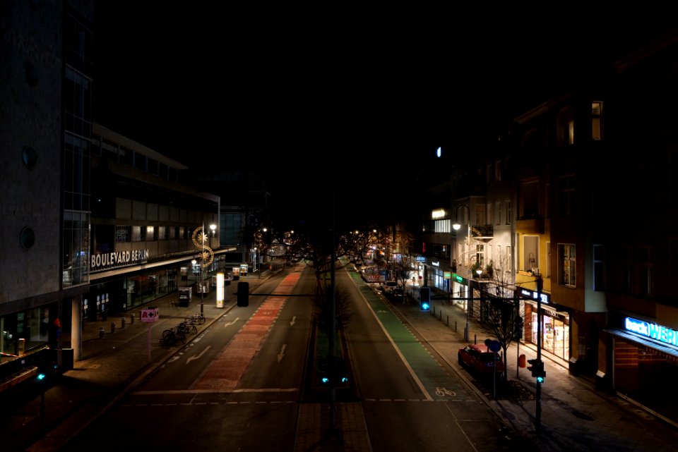 Schloßstraße Berlin-Steglitz from Joachim-Tiburtius-Brücke at night 2021-01-07 01