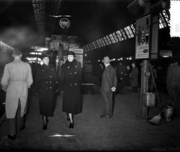 Serie vrouwelijke politie Amsterdam, Bestanddeelnr 907-1365
