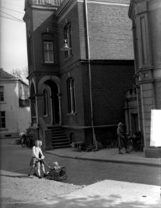 Serie Grenscorrectie bij Lobith en Elten. Het stadhuis van Elten, Bestanddeelnr 903-3239