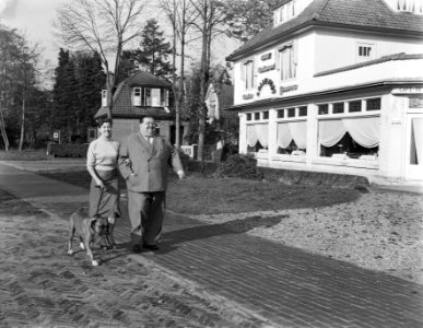 Serie dikke man te Doorn, zwaarste man van ons land, taille 2 meter, 46 jaar, 40, Bestanddeelnr 907-4219