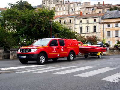 Service Departemental Incendie et Secours Deux-Sèvres Nissan pic2