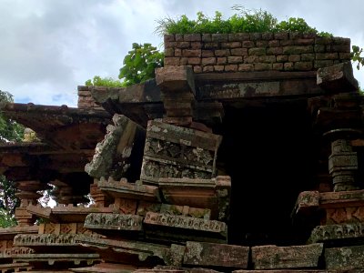 Shiva temple ruins, Palampet lake bund east, Telangana India - 03 photo