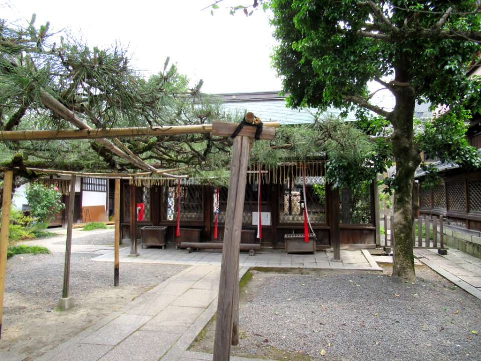 Shimogoryo jinja 010