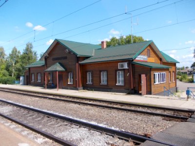 Semibratovo train station 004 photo